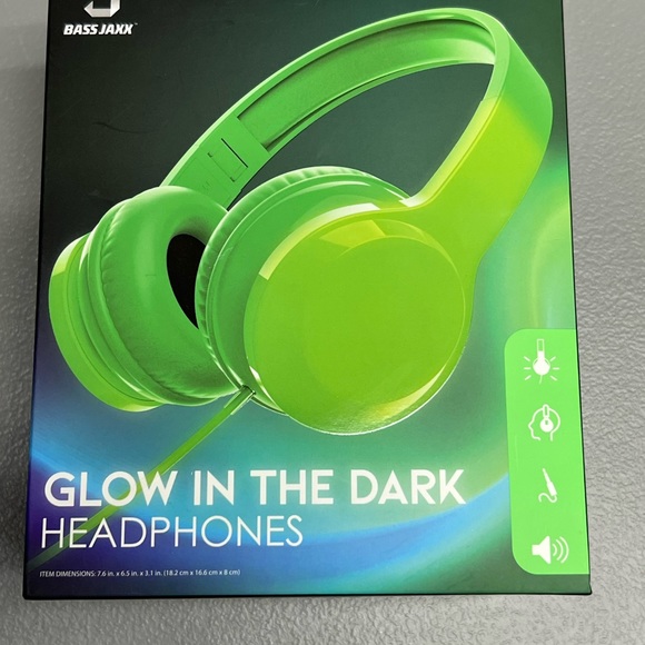 Neon Green Over-Ear Headphones with Glow in the Dark Feature - Picture 3 of 3